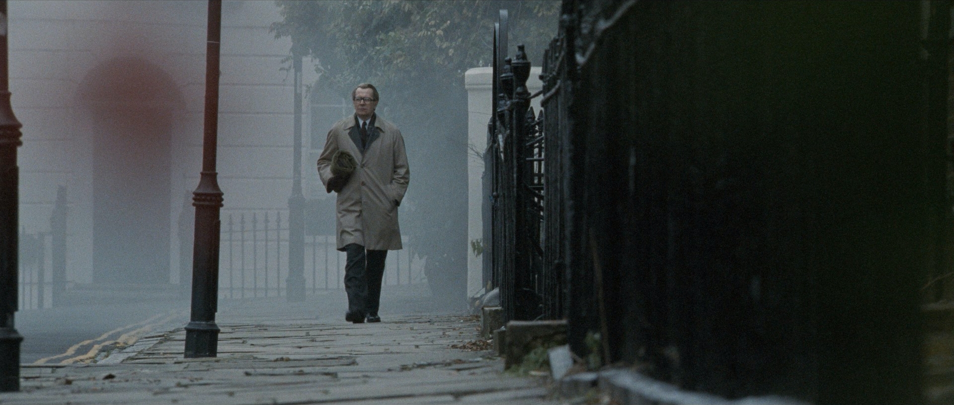 Center Framing in Tinker Tailor Soldier Spy (2011)
