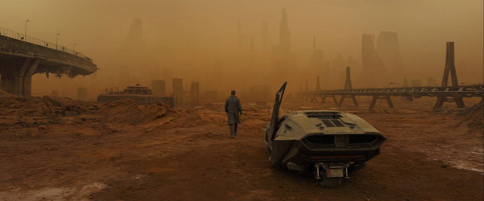 Set Design in Blade Runner 2049 (2017)