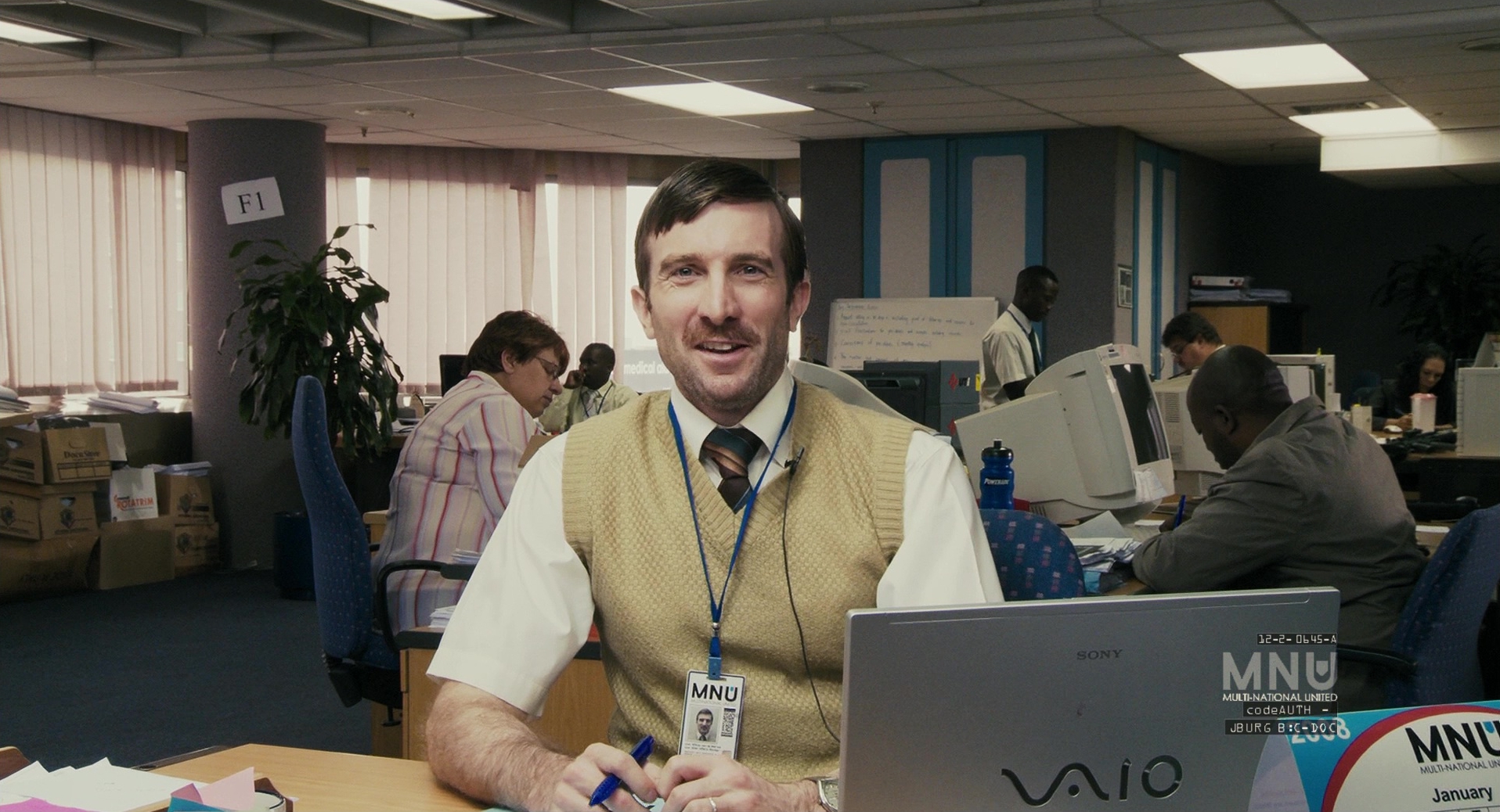 Normal Lens in District 9 (2009)