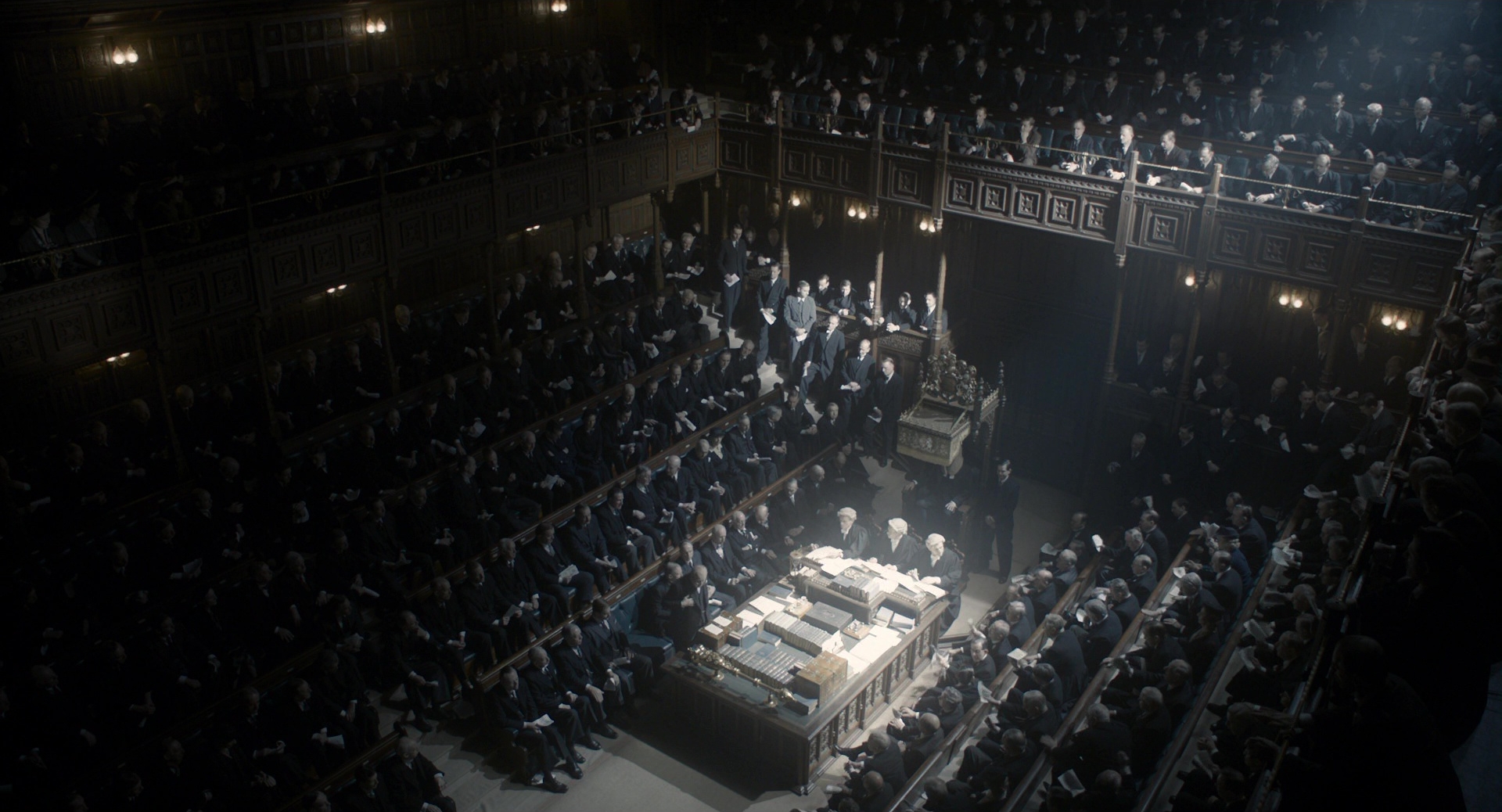 Film Extras (Background Actors) in Darkest Hour