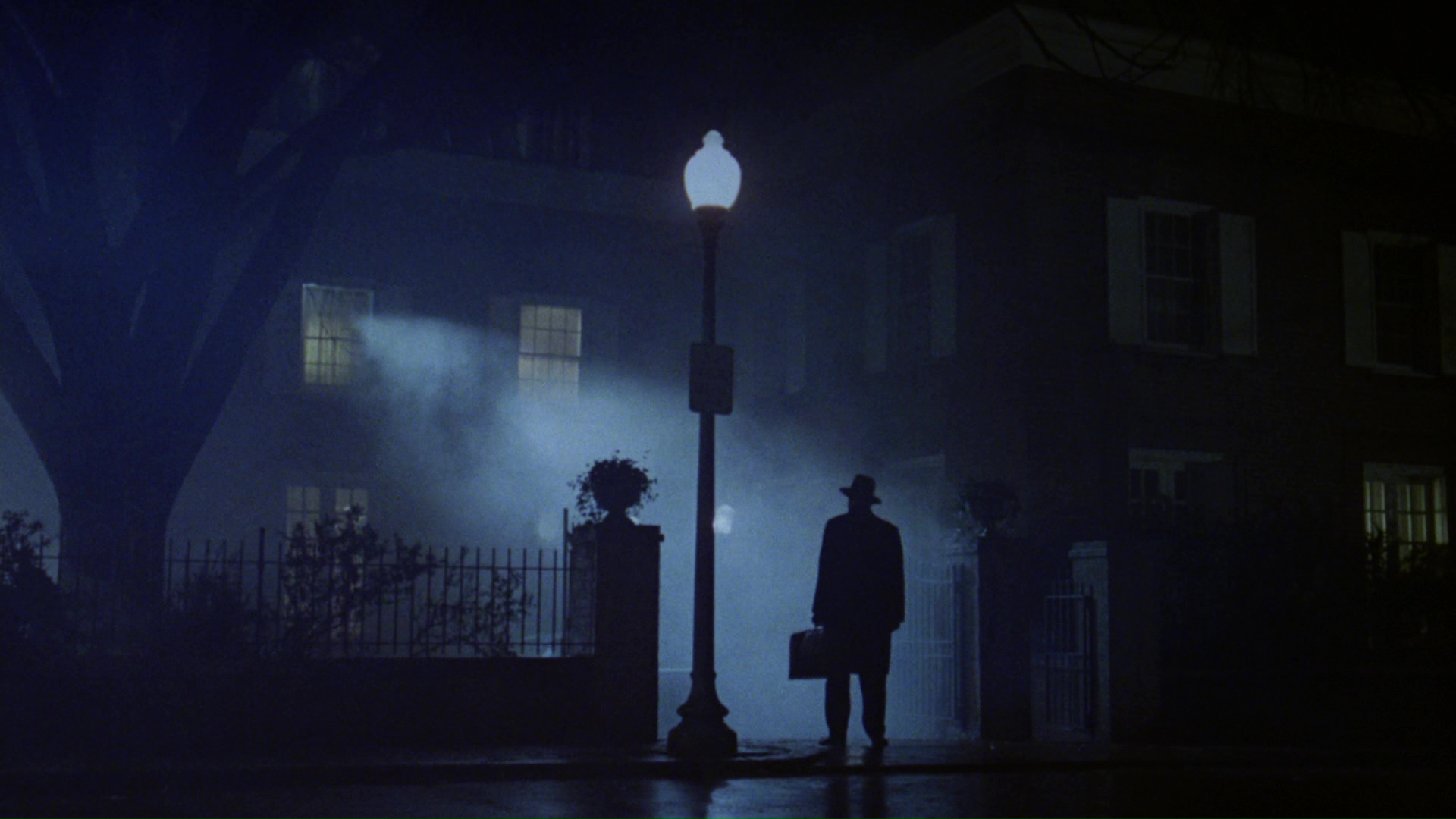 Diagonal Composition in The Exorcist (1973)
