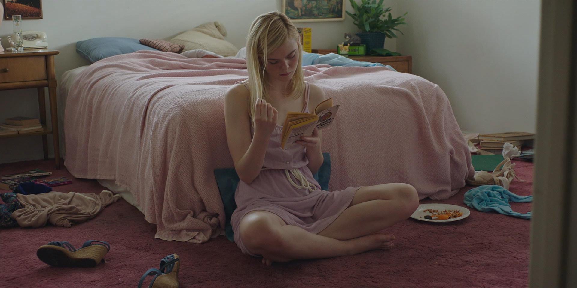Characterization in 20th Century Women (2016)