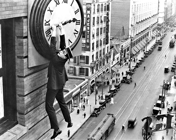 Forced Perspective in Safety Last! (1923) (clock-height illusion)