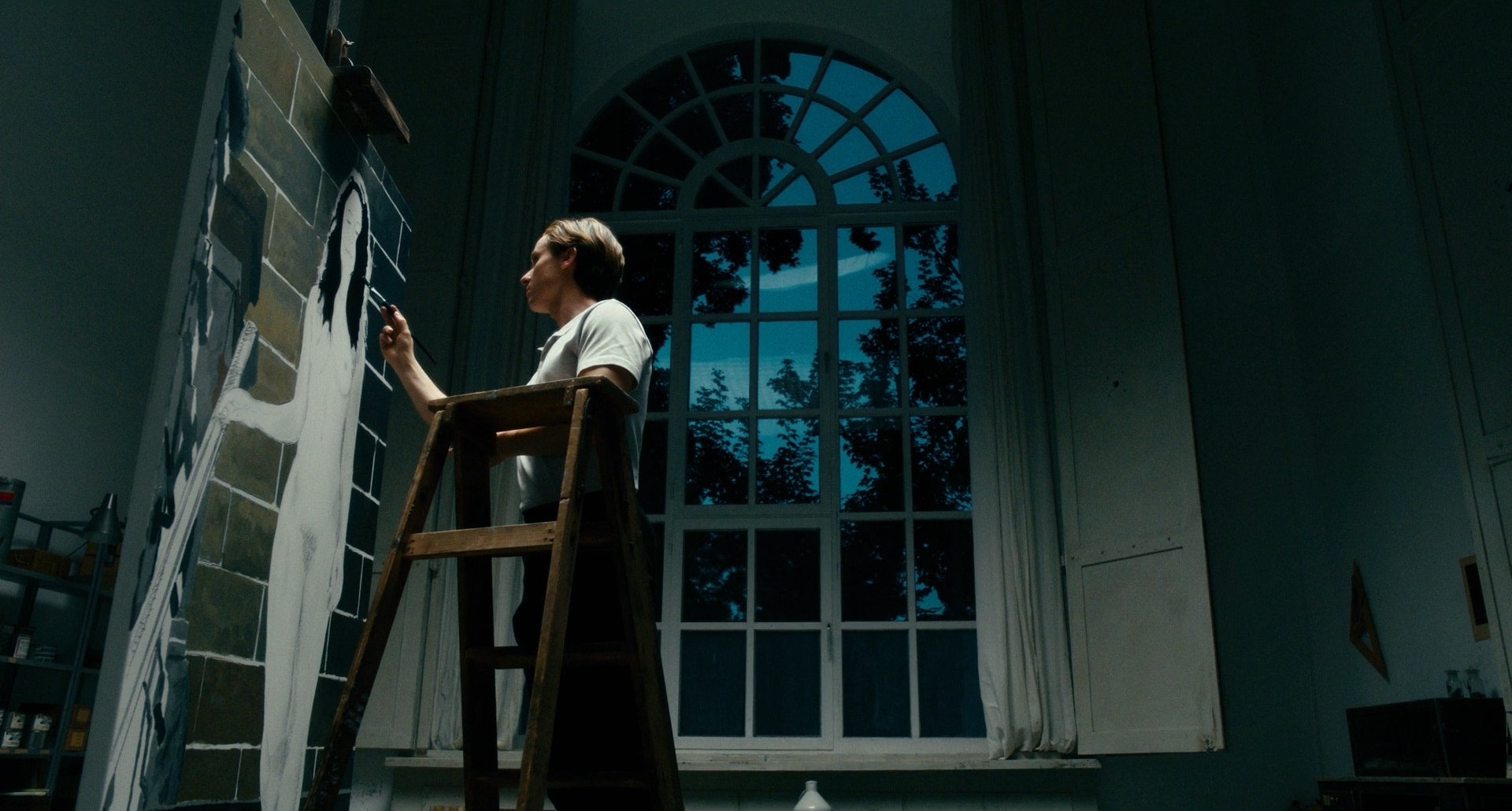 Realism in Never Look Away