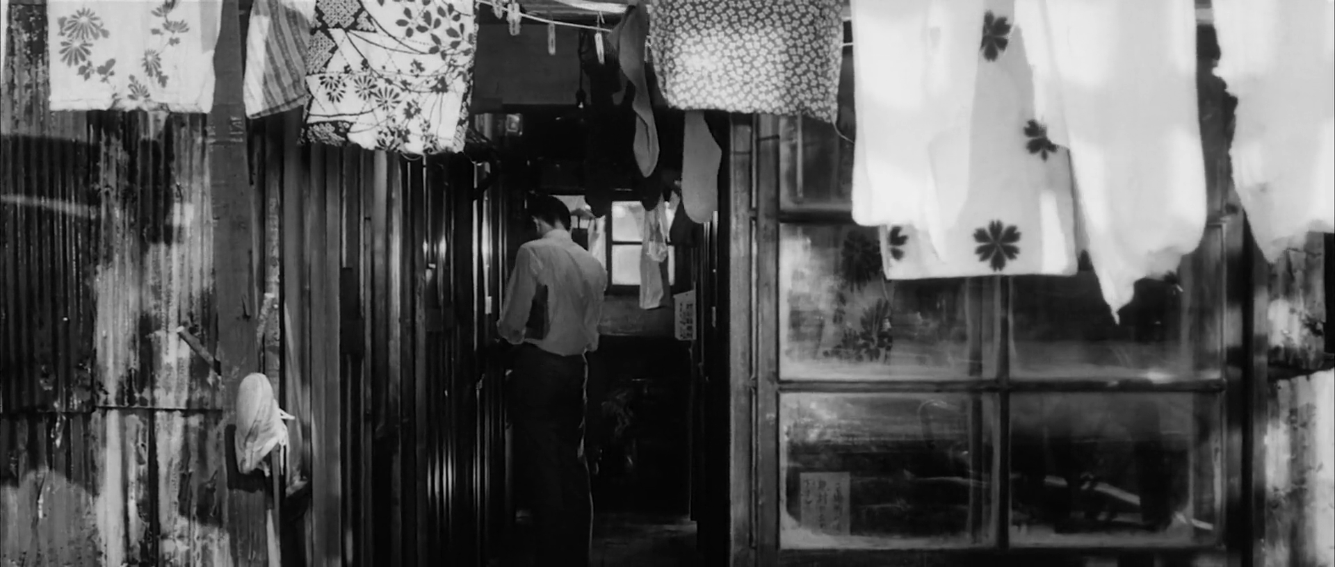 Visual Storytelling in High and Low (1963) (Visual Storytelling)