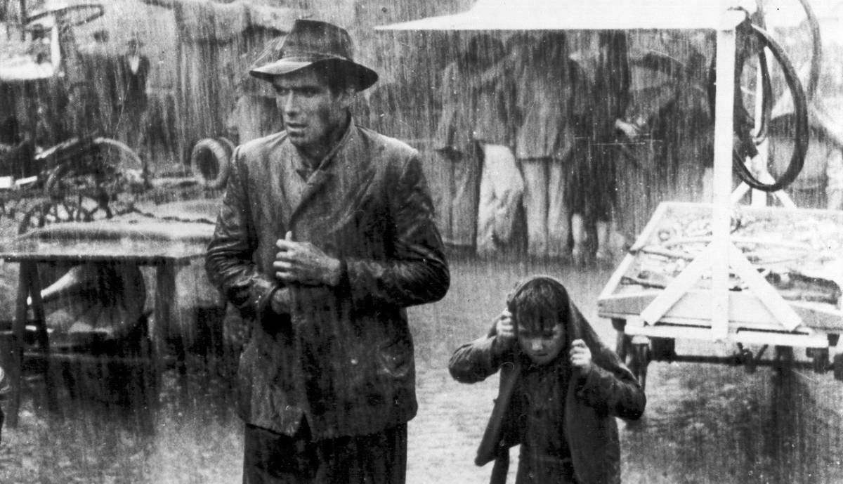 Italian Neorealism in Bicycle Thieves (Neo-Realism)