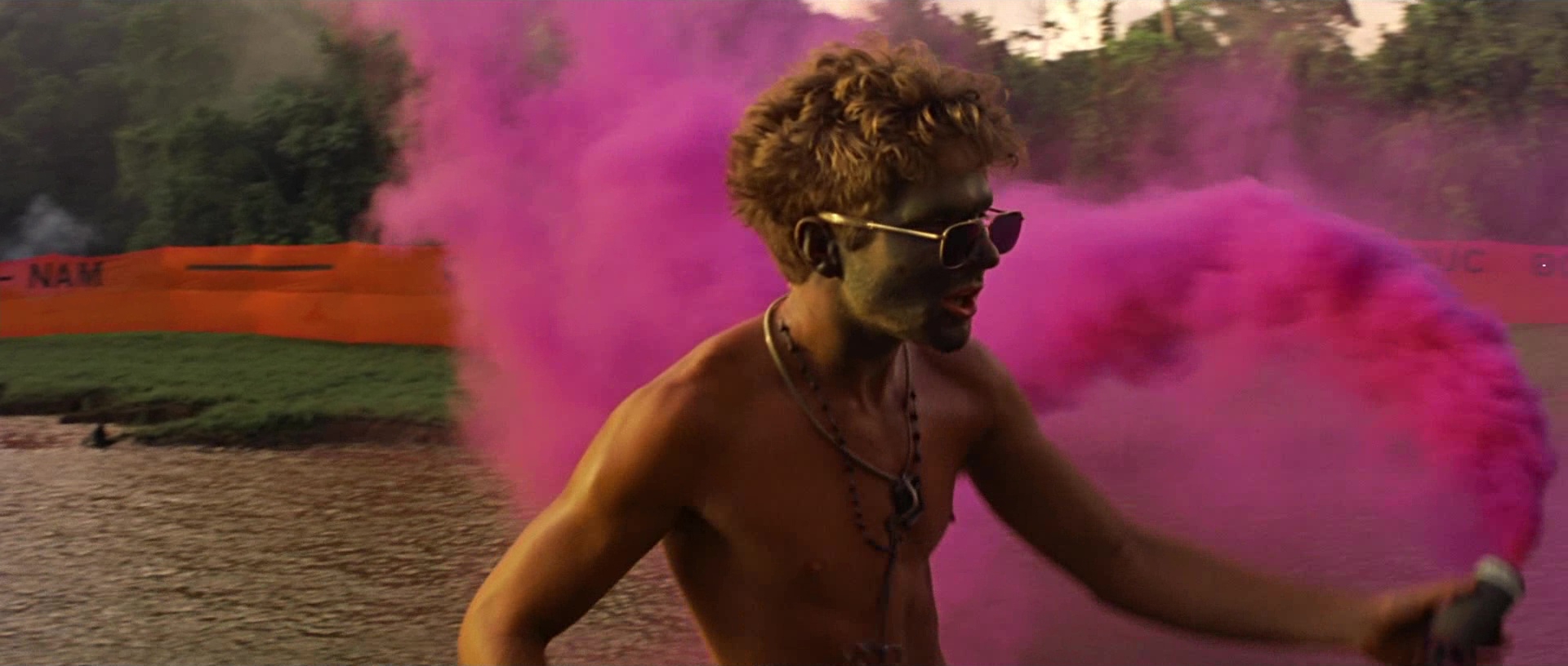 Complementary Colors in Apocalypse Now (1979)