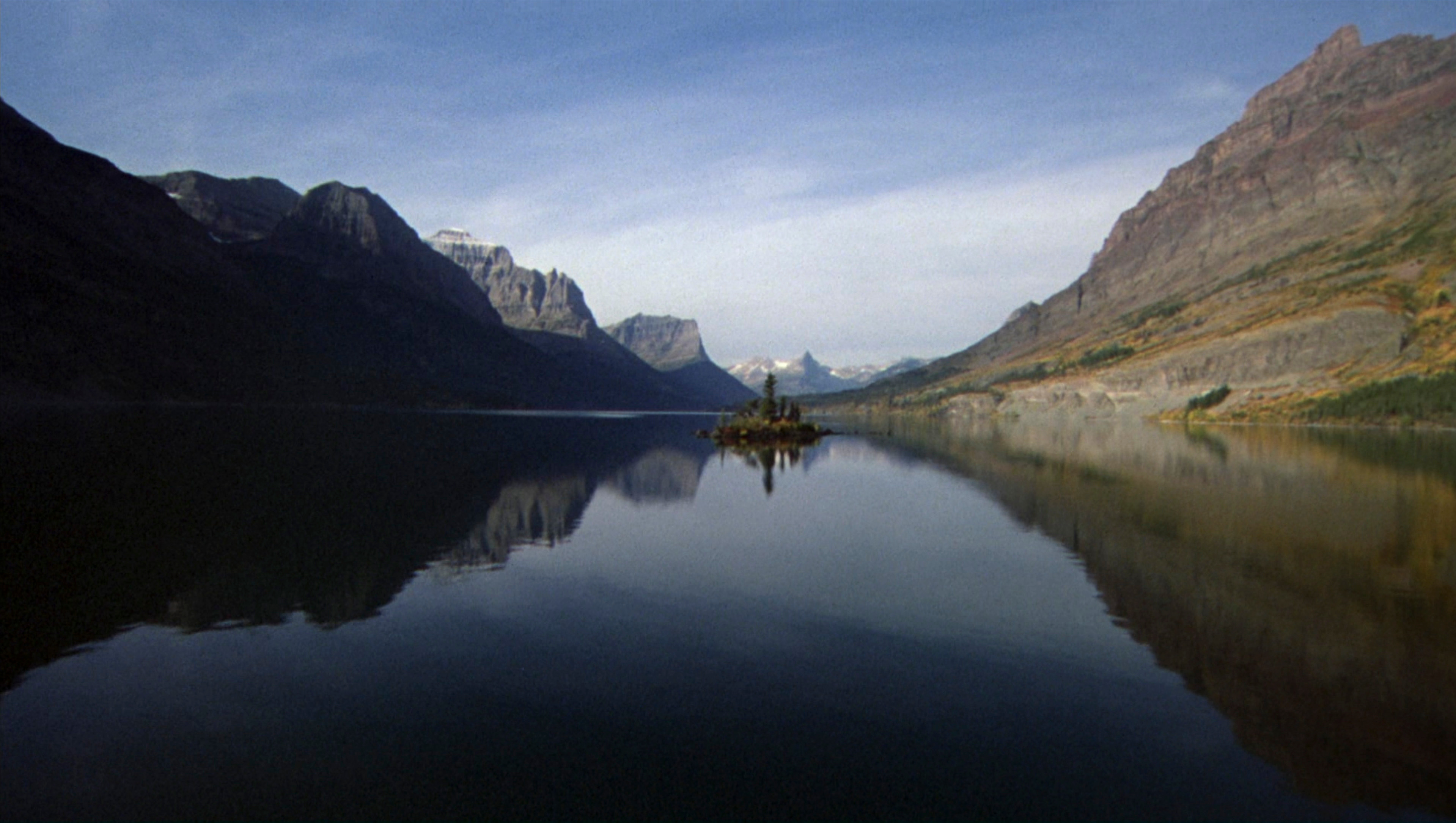 Establishing Shot in The Shining (1980)