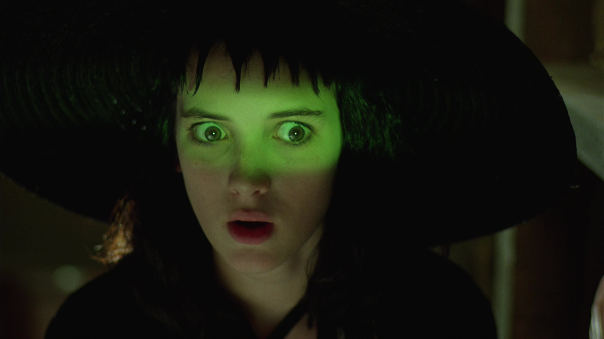 Complementary Colors in Beetlejuice (1988)