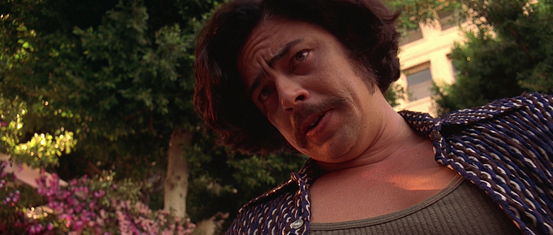 Dutch Angle in Fear and Loathing in Las Vegas (1998)