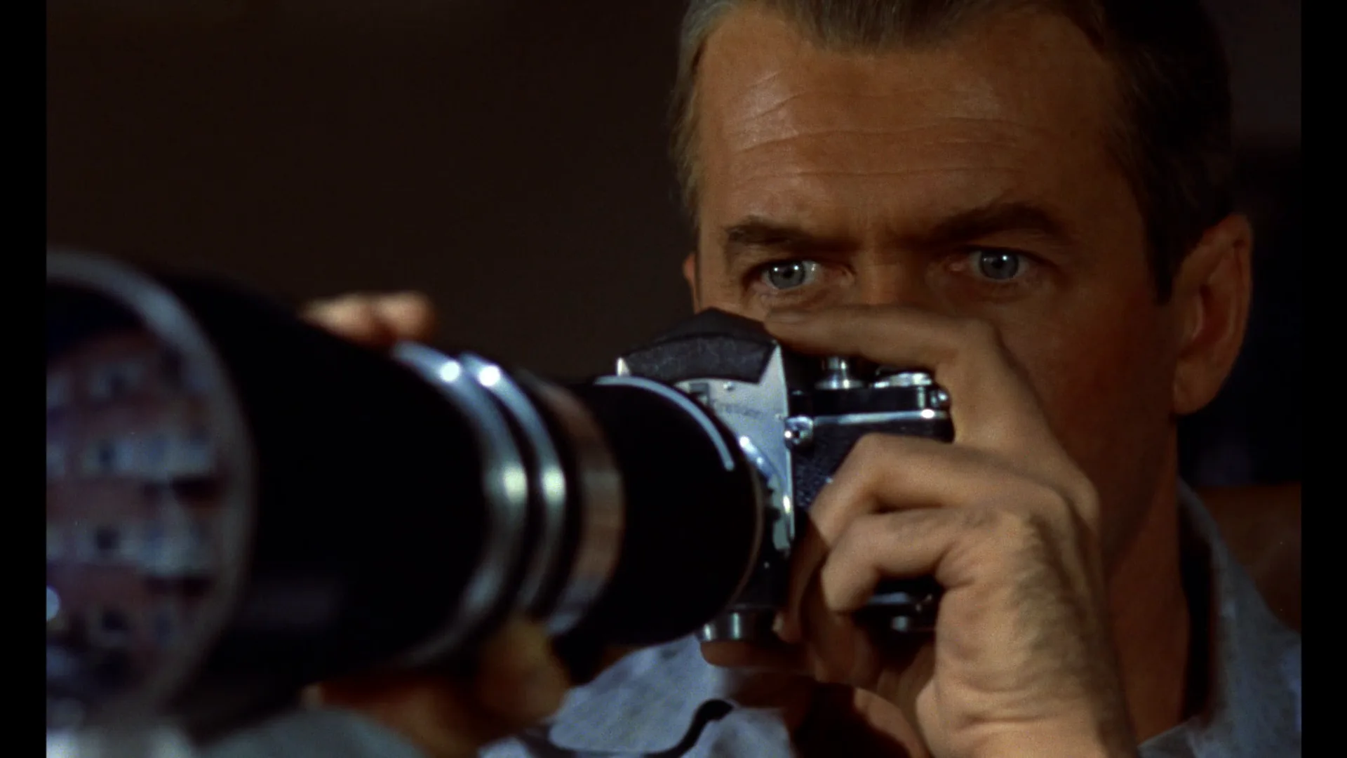 Eye-Level Shot in Rear Window (1954)