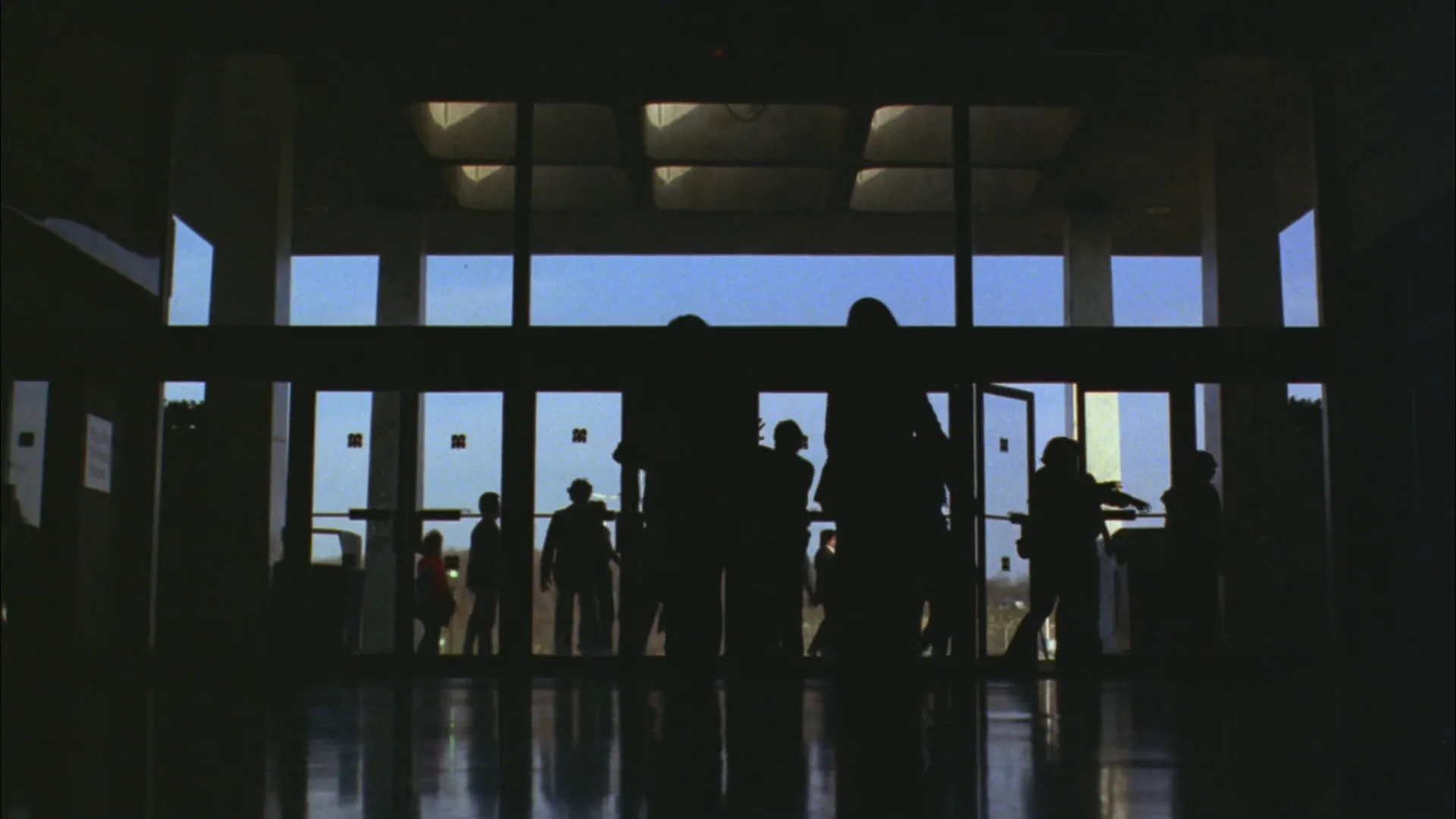 Silhouette in Dawn of the Dead (1978)