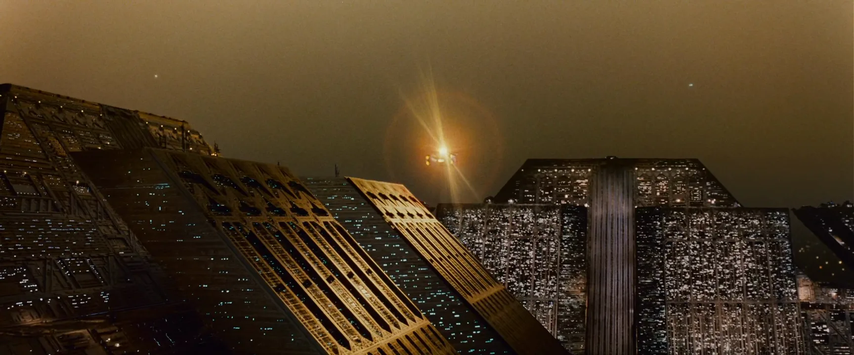 German Expressionism in Blade Runner (1982)