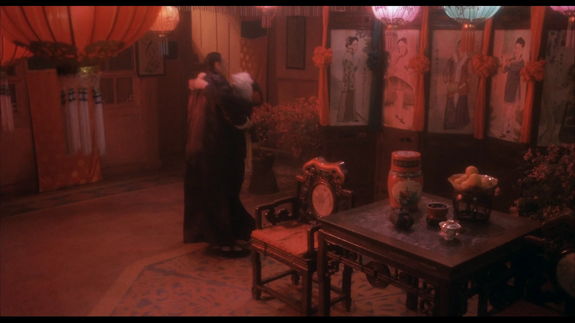 Deep Focus in Farewell My Concubine (1993)