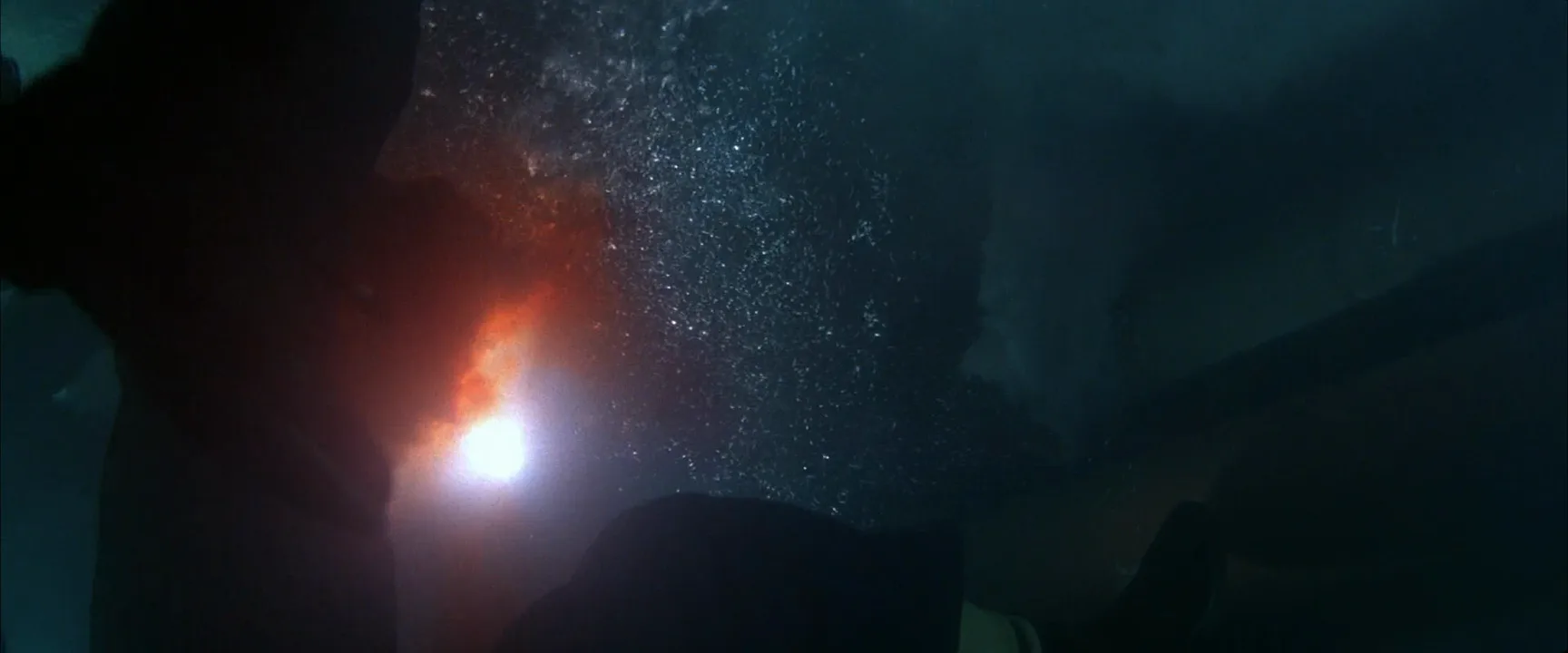Dynamic Range in Crimson Tide (1995)