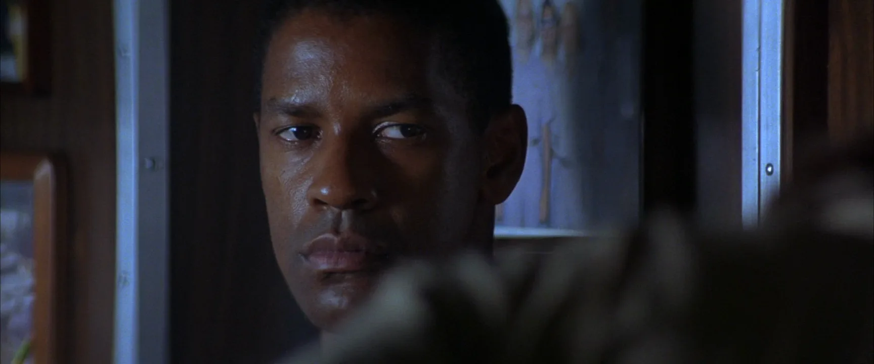 Rembrandt Lighting in Crimson Tide (1995)