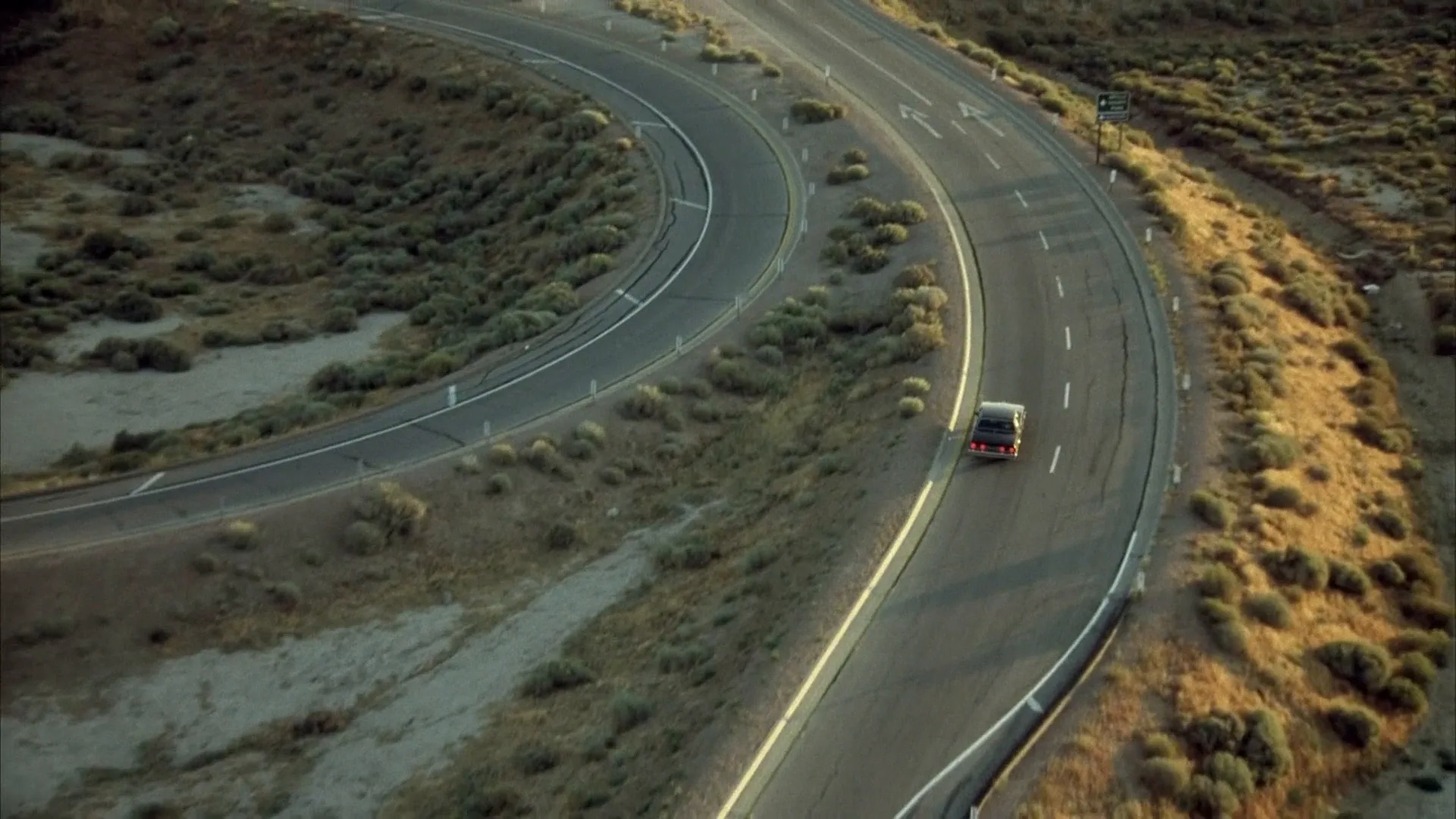 Aerial Shot in Se7en (1995)