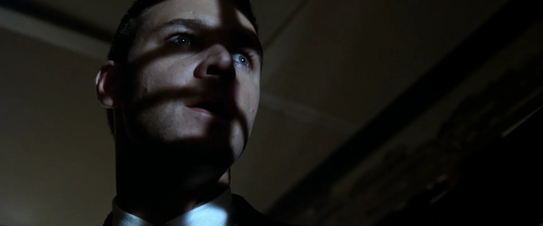 Dutch Angle in L.A. Confidential (1997)