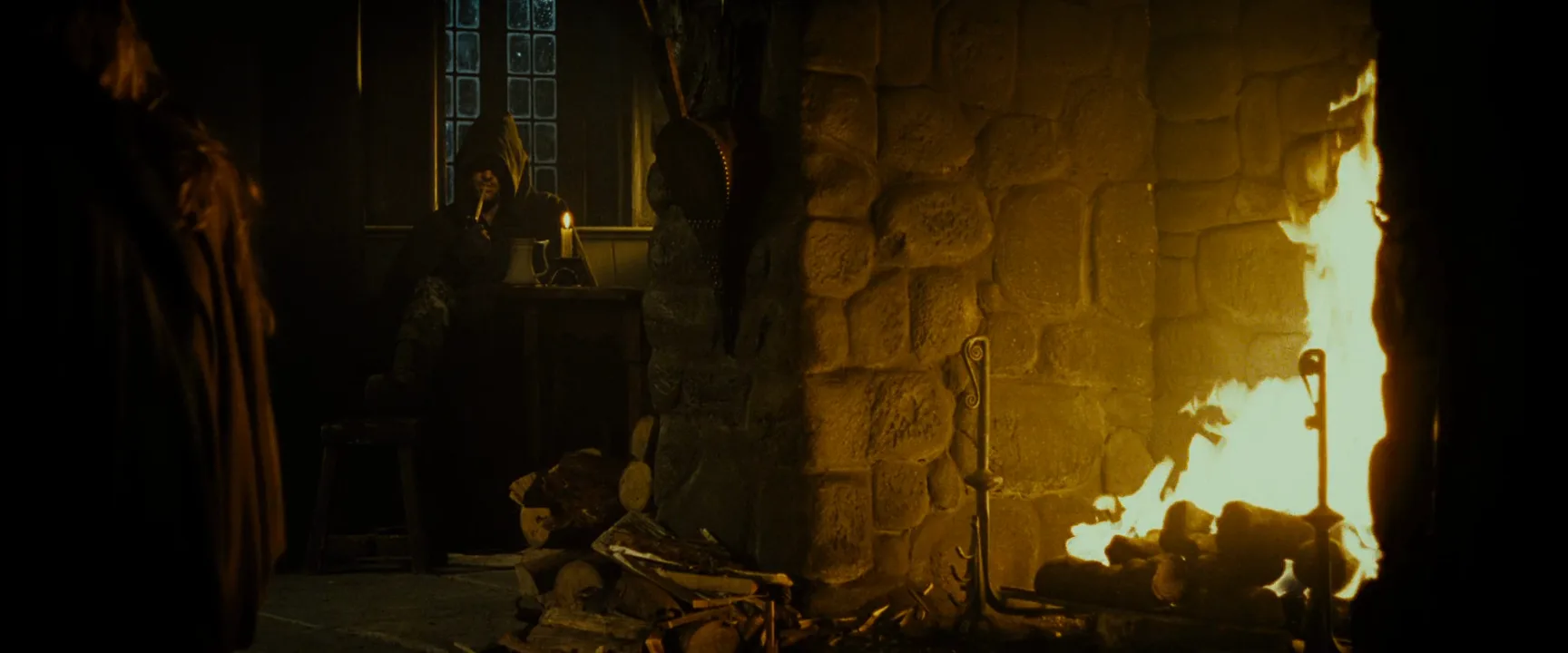 Firelight in The Lord of the Rings: The Fellowship of the Ring (2001)