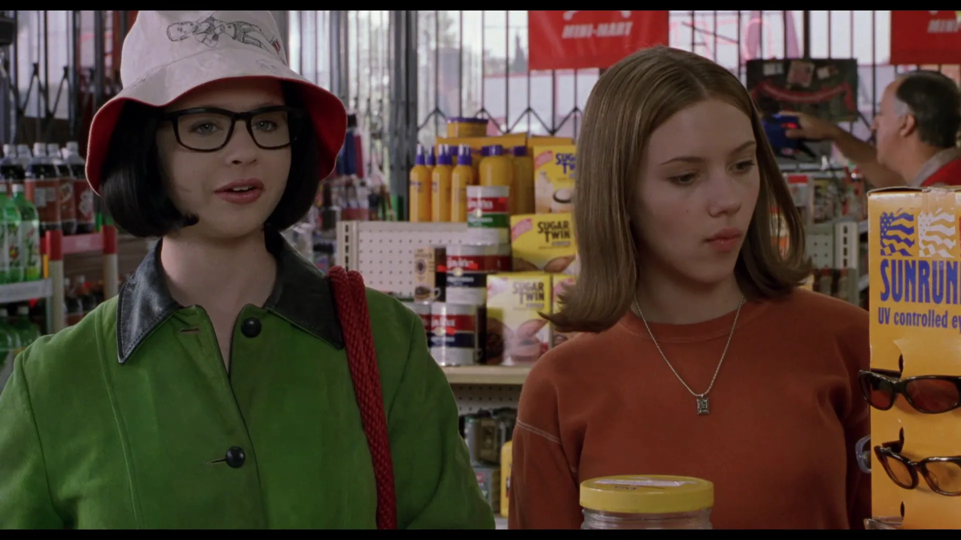Black Comedy in Ghost World (2001)