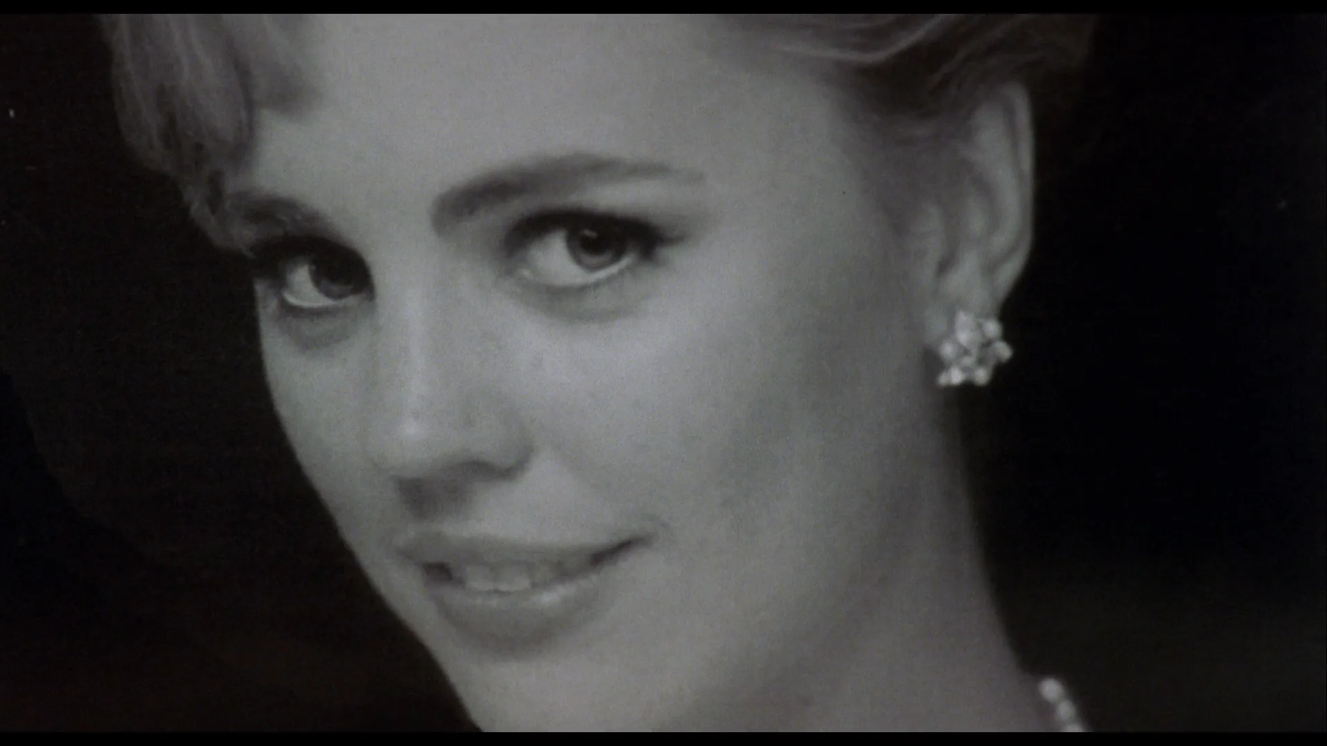 Butterfly Lighting in Mulholland Drive (2001)