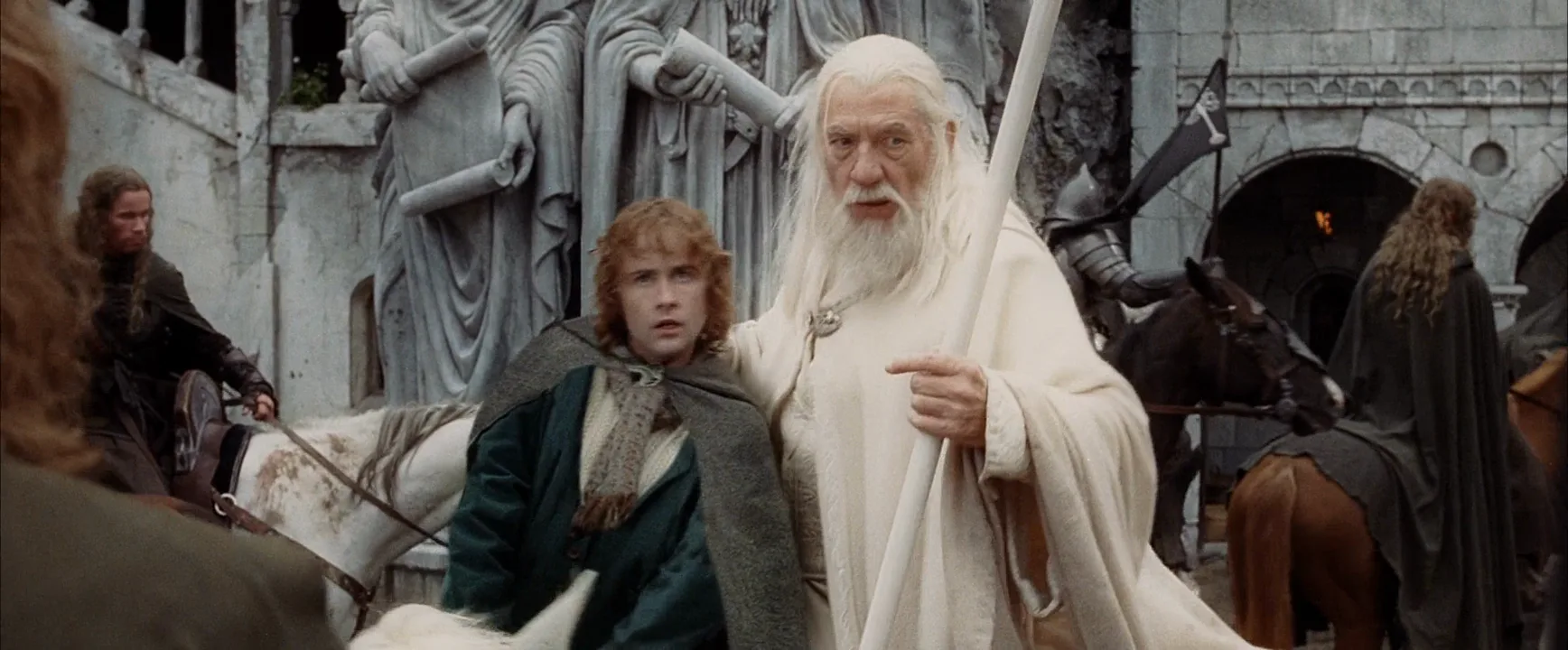 Forced Perspective in The Lord of the Rings: The Return of the King (2003)