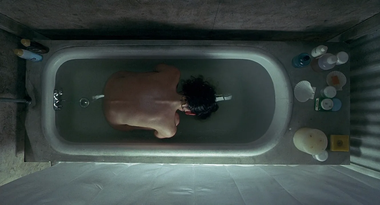 Overhead Shot in Requiem for a Dream (2000)