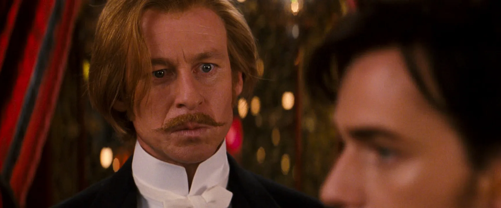 Split Diopter in Moulin Rouge! (2001)