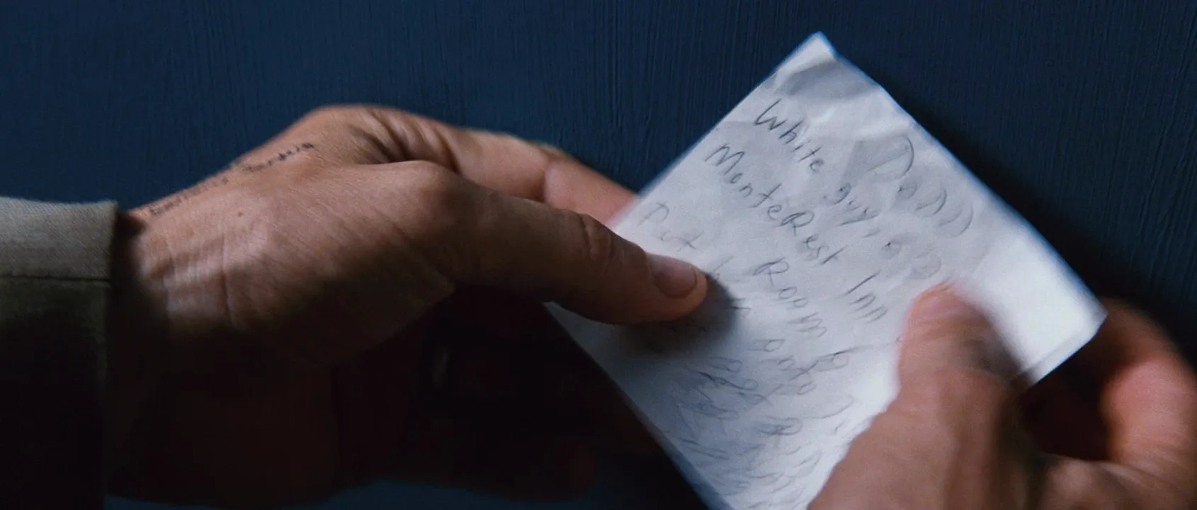 Insert Shot in Memento (2000)