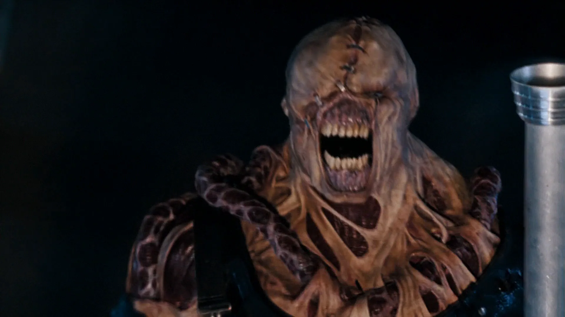 Practical Effects in Resident Evil: Apocalypse (2004)