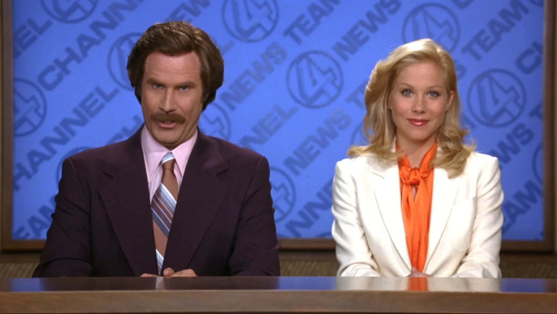 Talking Head in Anchorman: The Legend of Ron Burgundy (2004)