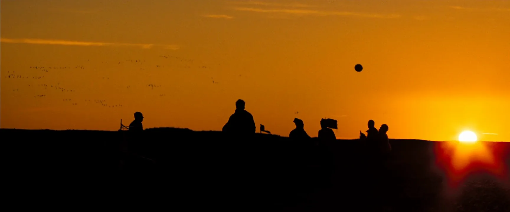 Pan and Scan in The Secret Life of Walter Mitty (2013)