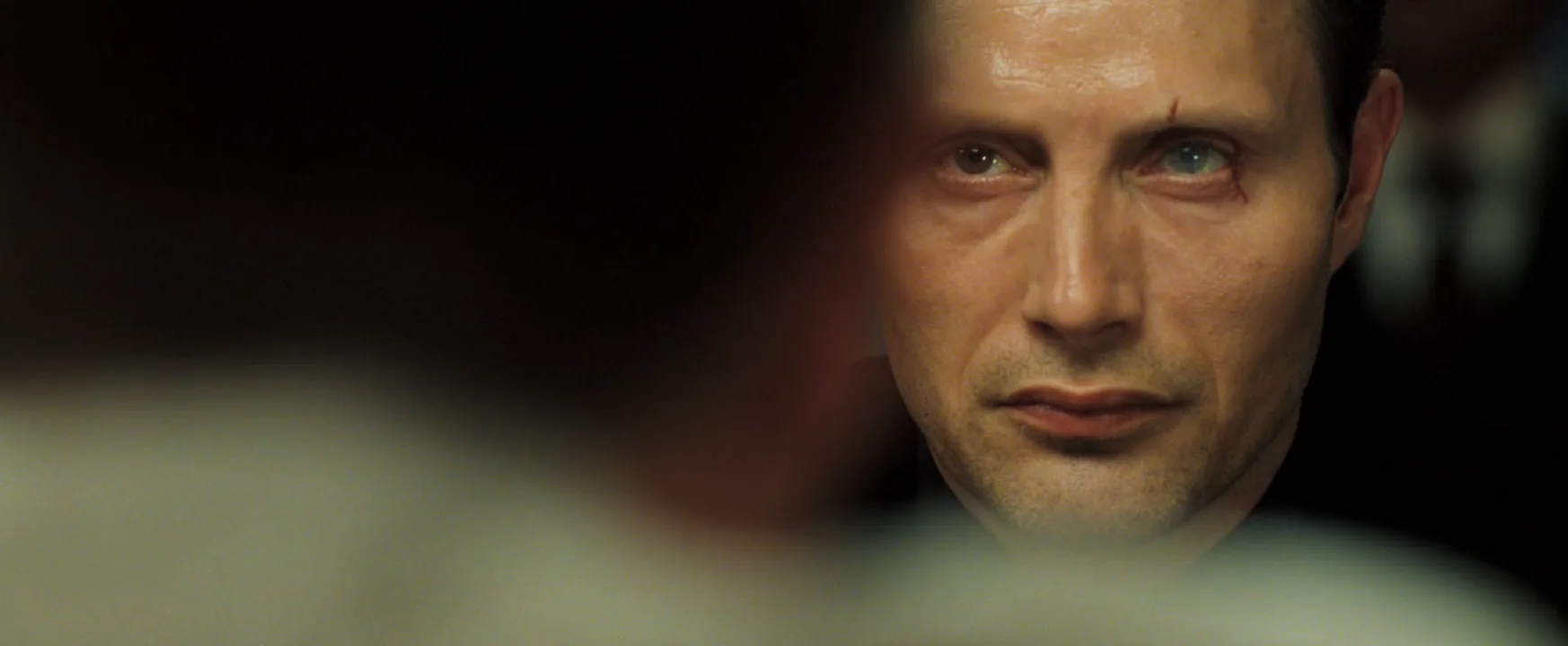 Over-the-Shoulder Shot in Casino Royale (2006)