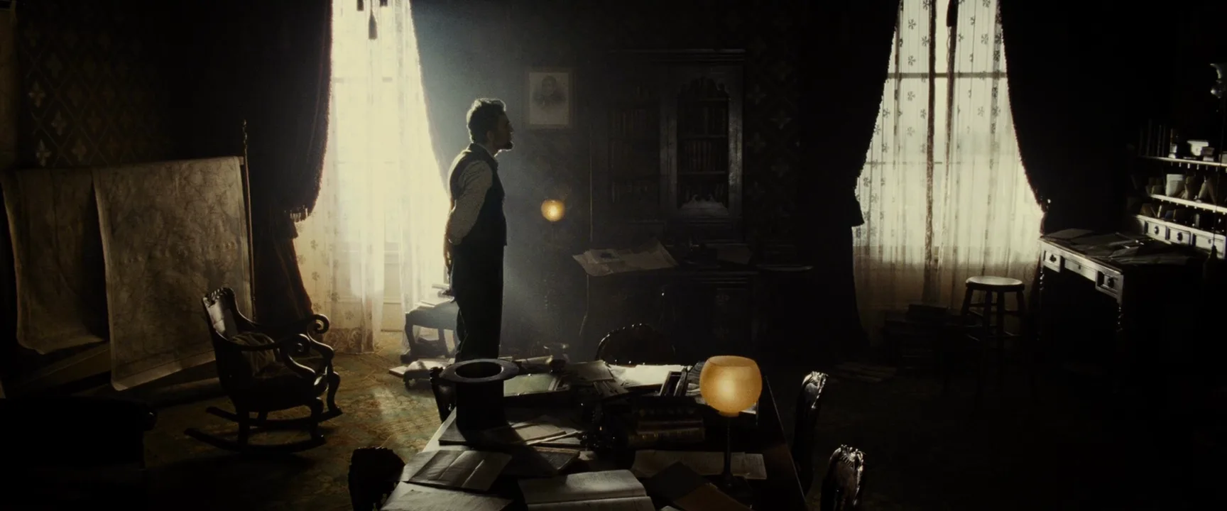 Chiaroscuro in Lincoln (2012)