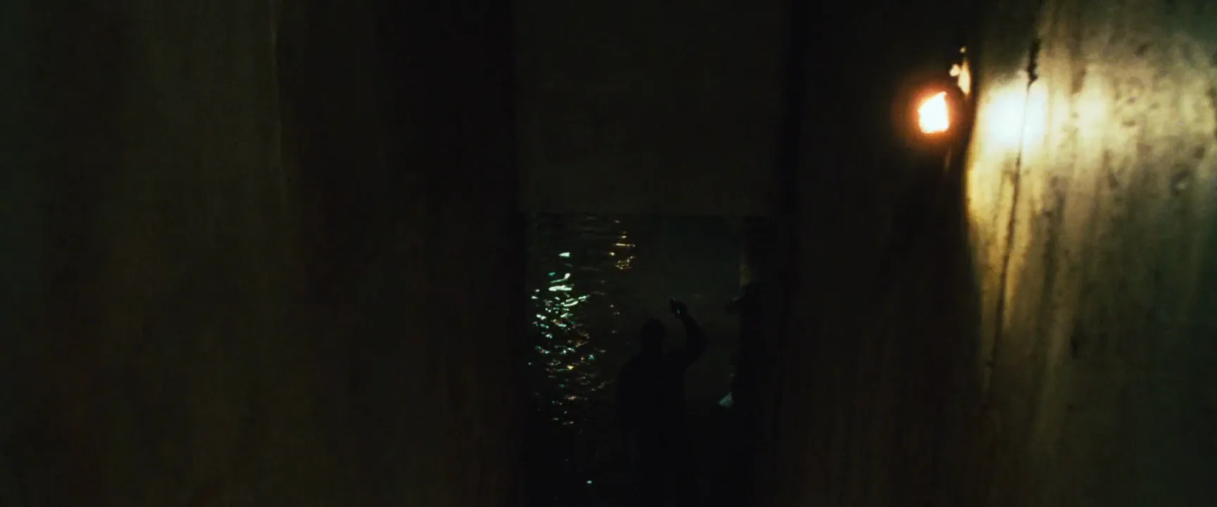 Underexposure in Mirrors (2008)