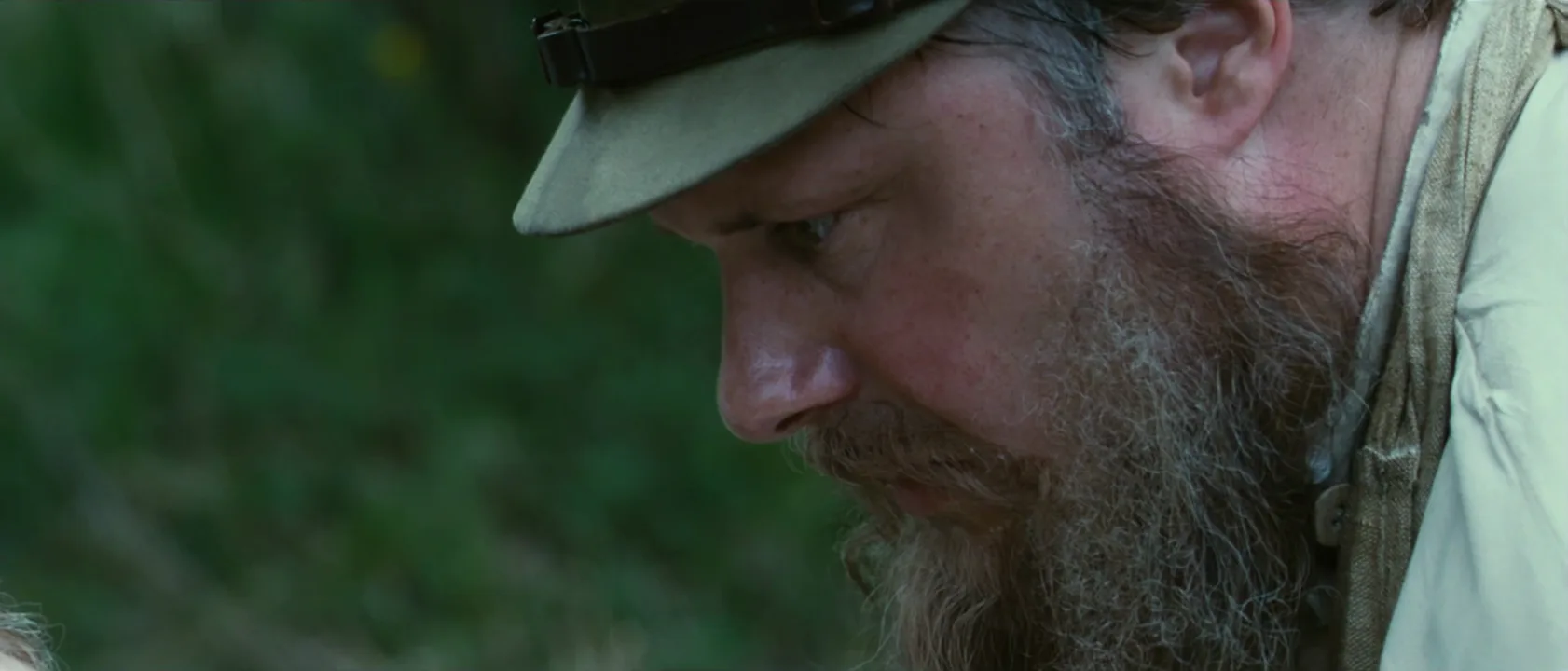 Focal Length in The Last Station (2009)