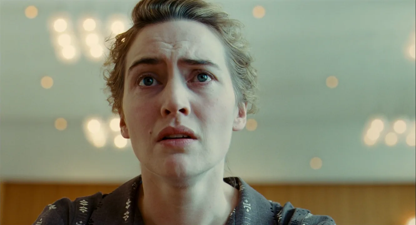 Single Shot in The Reader (2008)