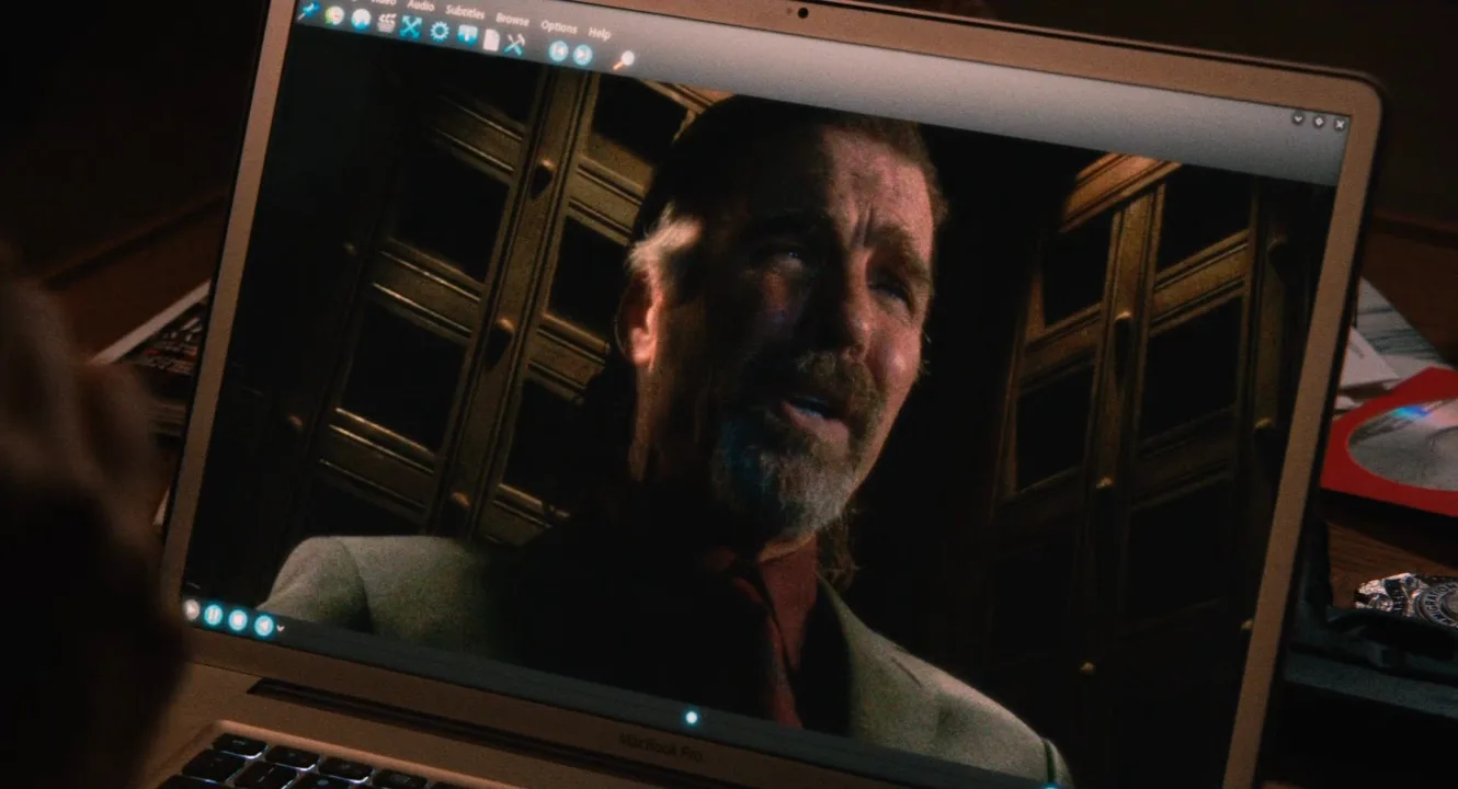 Screenlife in Machete (2010)