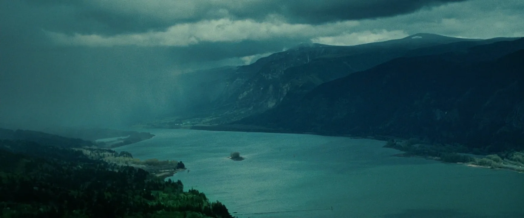 Romance Tropes in Twilight (2008)