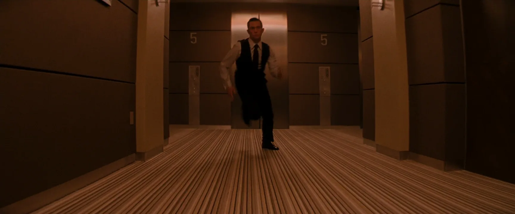 Movie Trailer in Inception (2010)