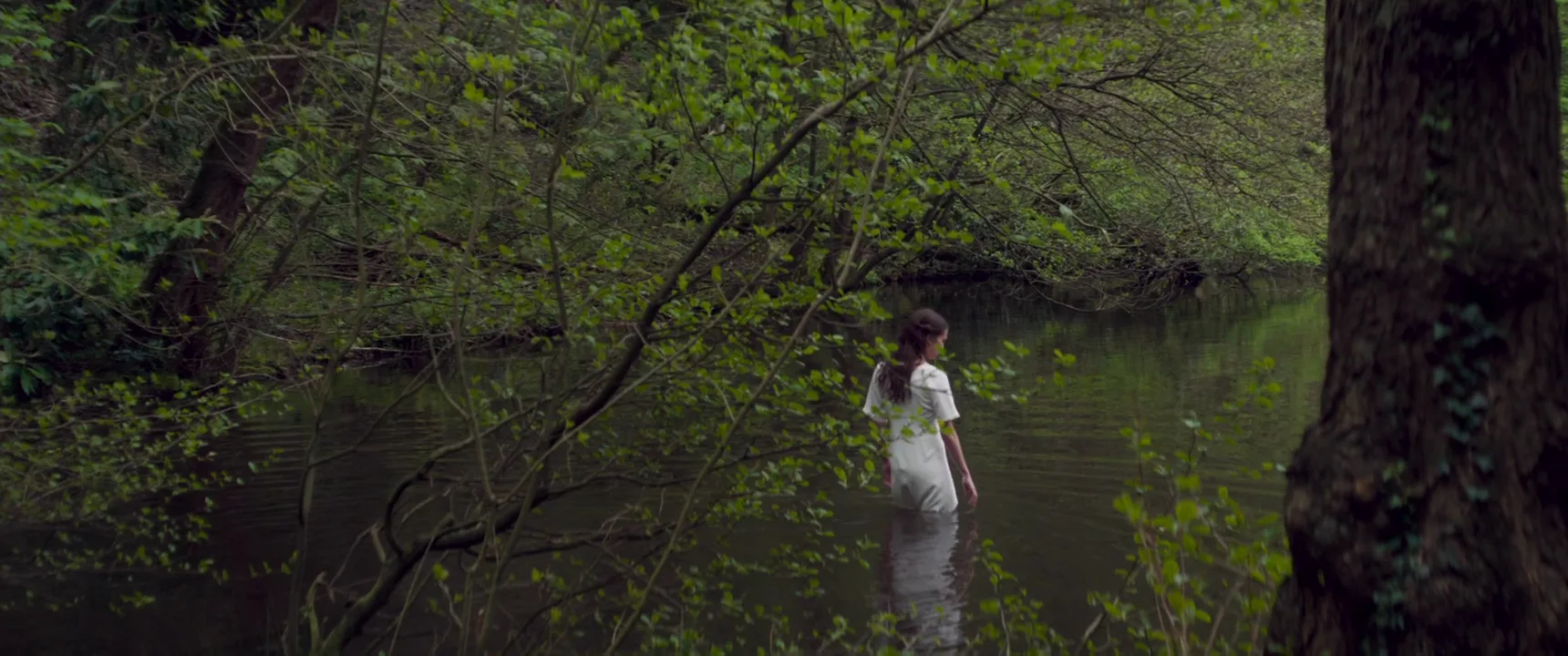 Realism in Testament of Youth (2015)