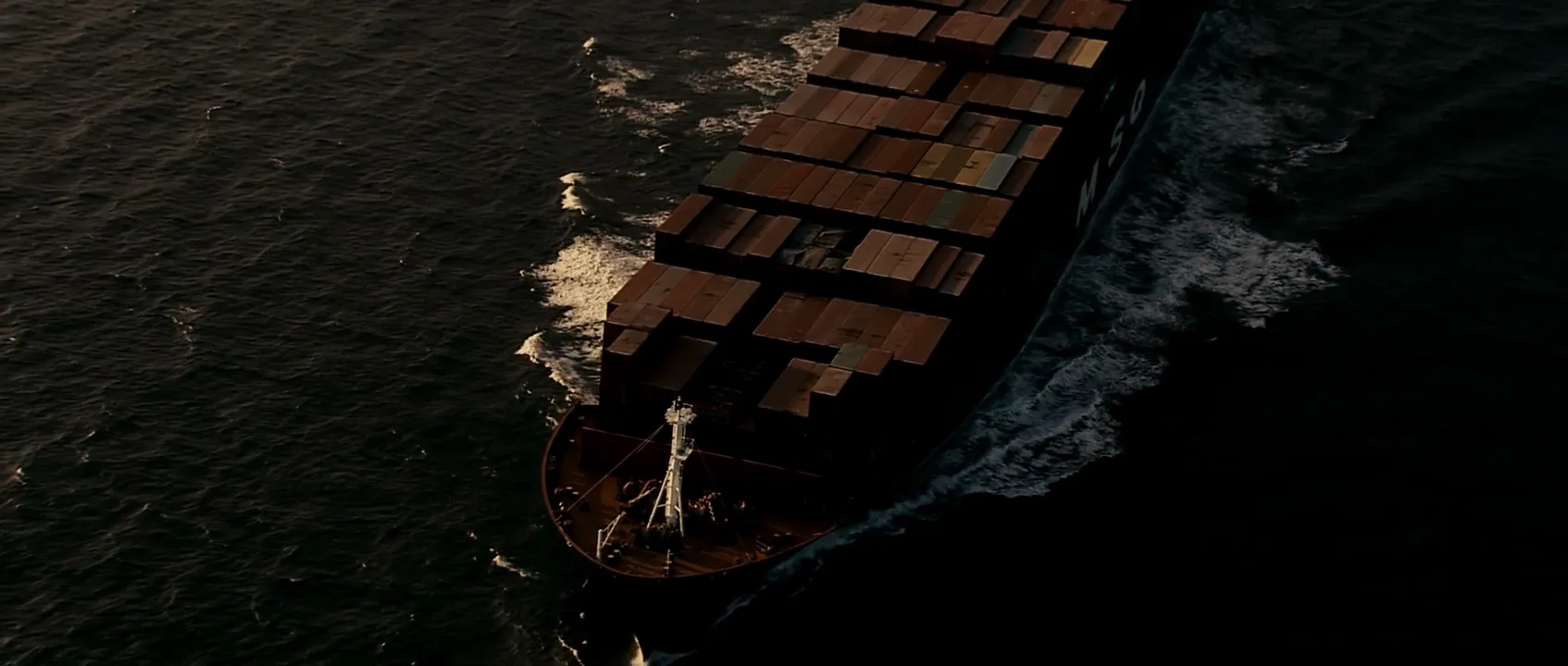 Aerial Shot in Contraband (2012)