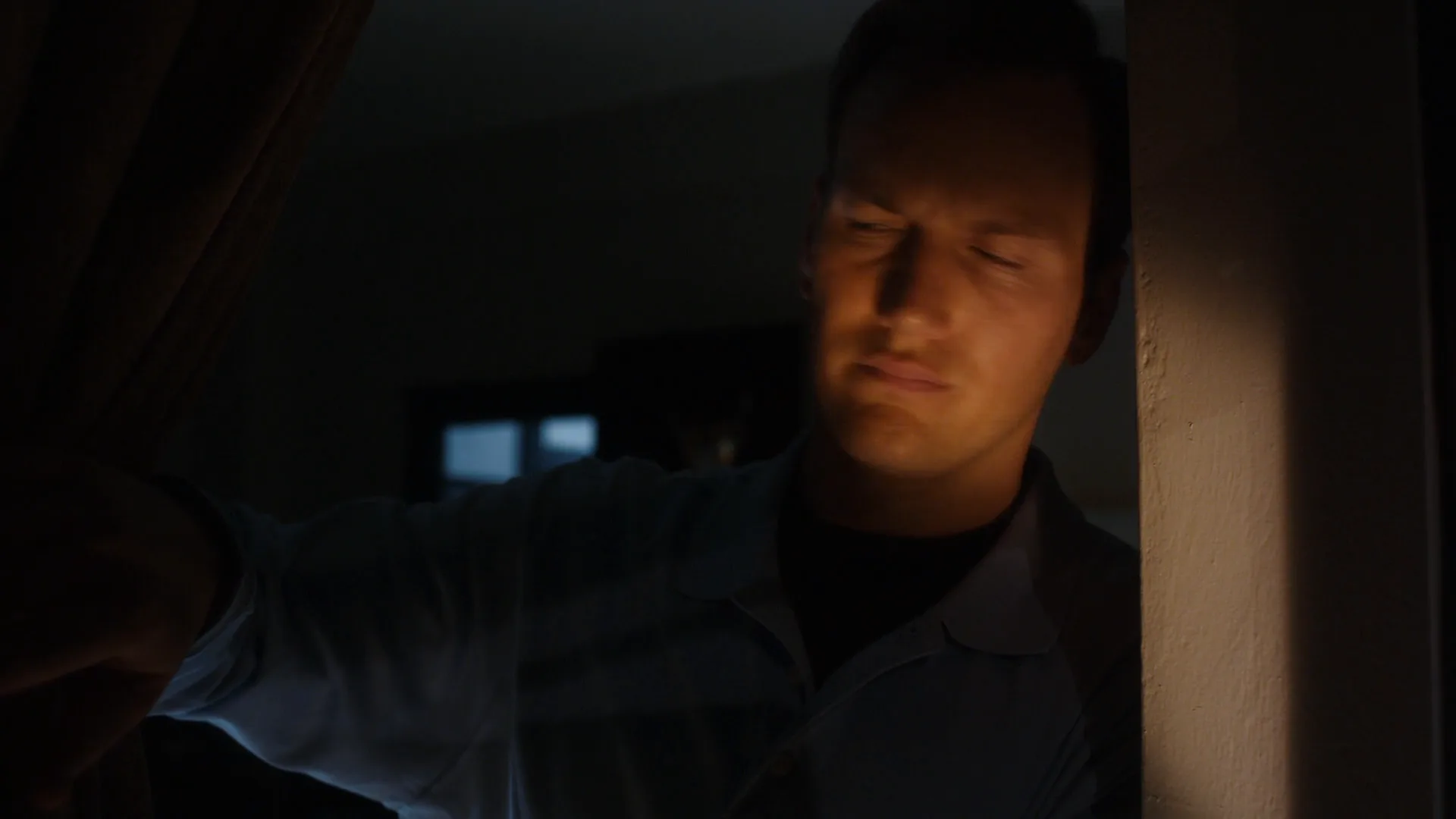 Bounce Lighting in The Ledge (2011)