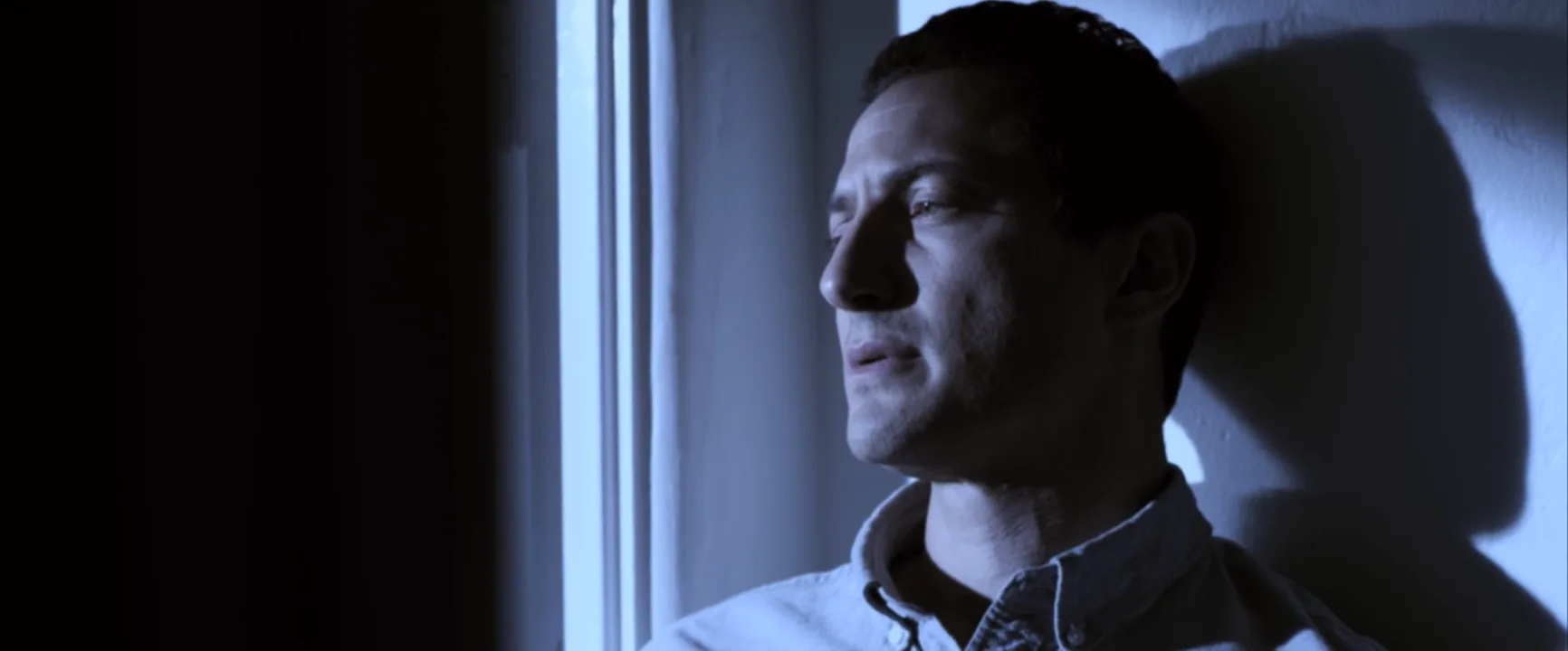 Cool Color Palette in Extracted (2012)
