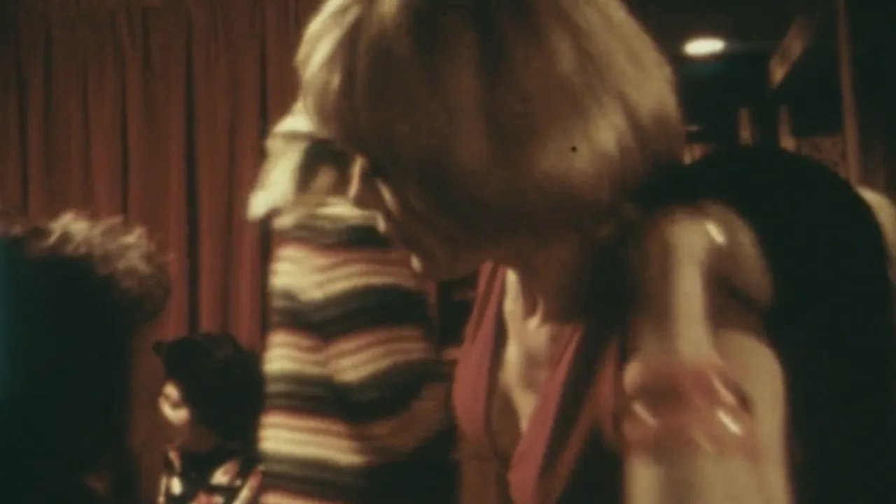 Dogme 95 in Stories We Tell (2012)