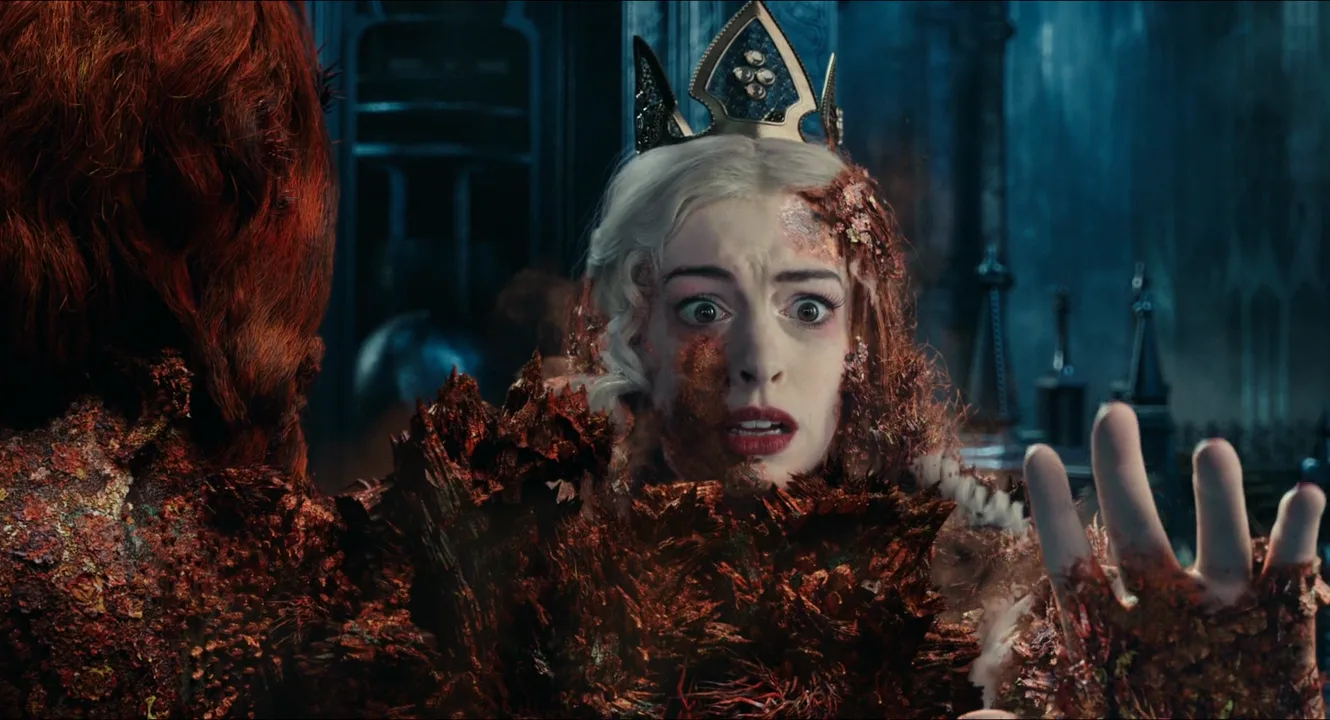 Live Action in Alice Through the Looking Glass (2016)