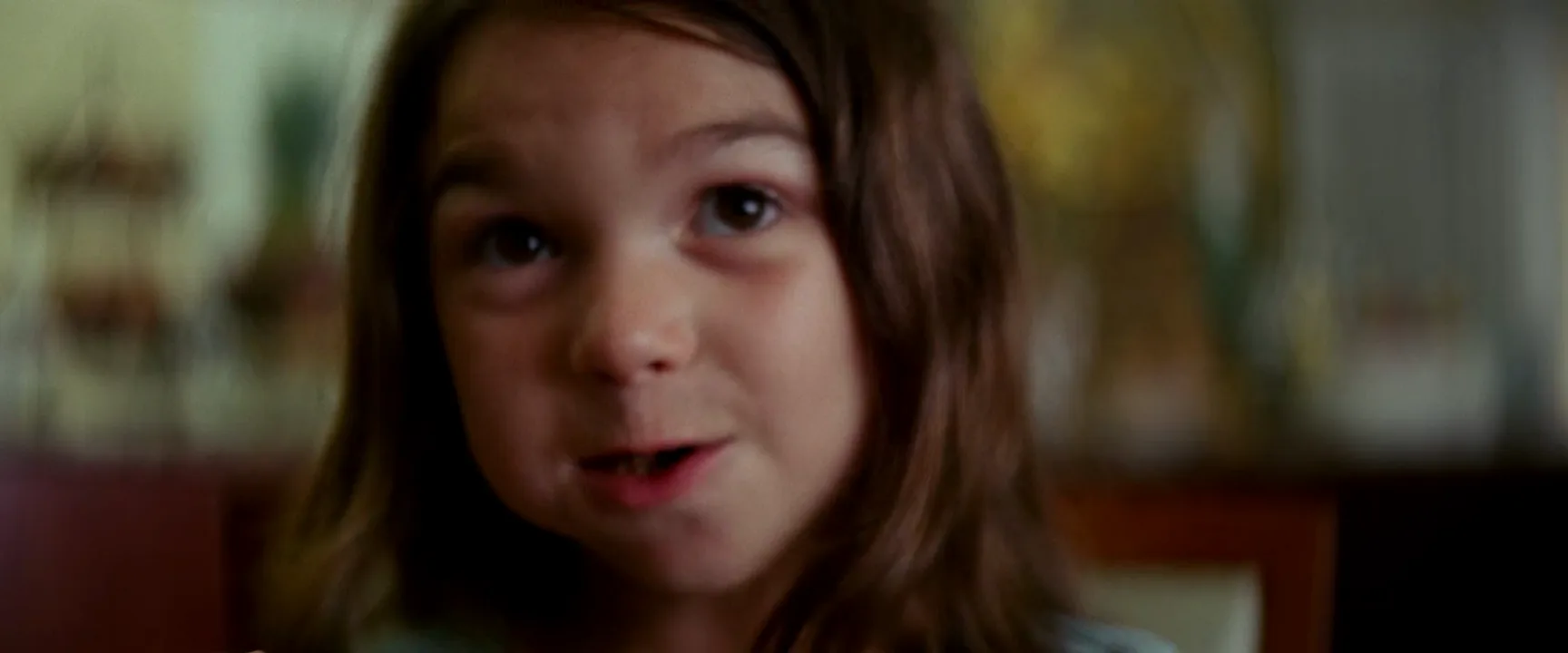 Eye-Level Shot in The Florida Project (2017)
